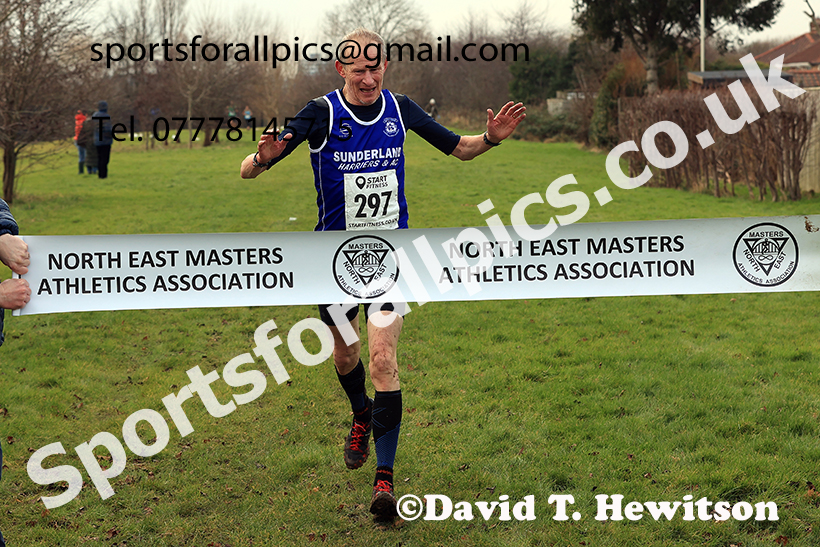 Womens 35s and over and Mens 65 and Over, 2025 NEMAA Cross Country Champs., Acklam, Middlesbrough. Photo: David T. Hewitson/Sports for All Pics